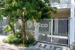 Rumah di Sambikerep, Surabaya, Luas 96m2m² LB 144m2m² - INVESTASI TERBAIK! Rumah di Sambikerep, Surabaya, Luas 96m2m² LB 144m2m² - INVESTASI TERBAIK!