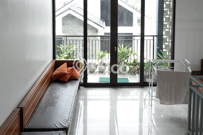 Dijual Hunian Rumah Nyaman 8 Kamar di Tanah Baru, Depok Dijual Hunian Rumah Nyaman 8 Kamar di Tanah Baru, Depok