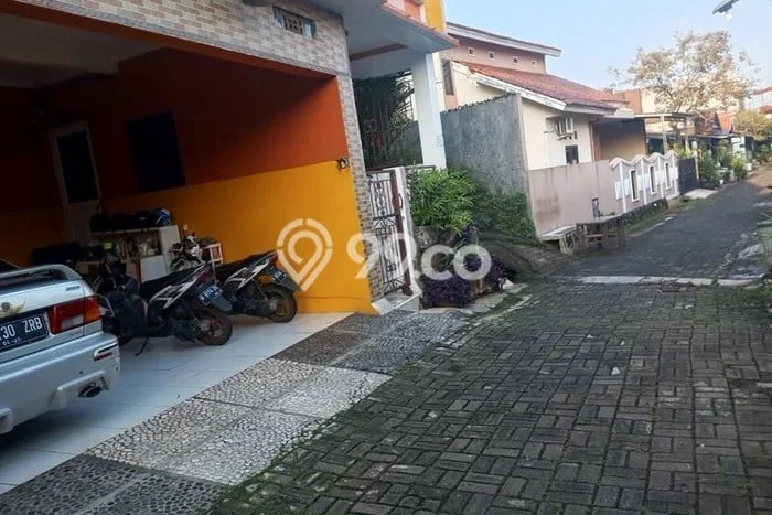 Rumah Modern Cantik 4 Kamar Bisa Langsung Pindah di Pancoran Mas Rumah Modern Cantik 4 Kamar Bisa Langsung Pindah di Pancoran Mas