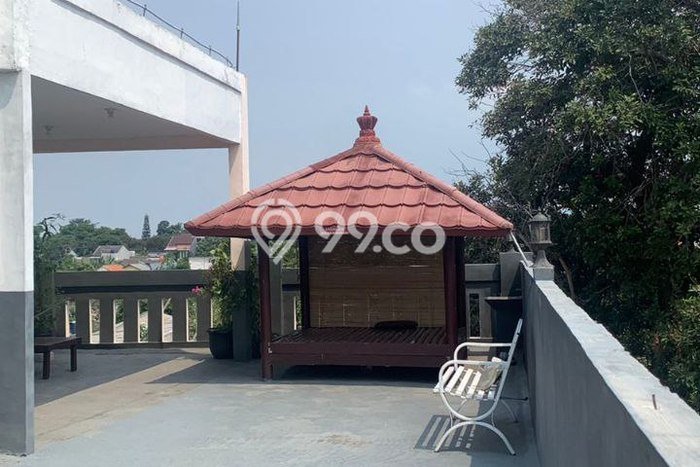 Ready to Use! Premium House LT 450m2 Desain Elegan di Jati Asih Ready to Use! Premium House LT 450m2 Desain Elegan di Jati Asih