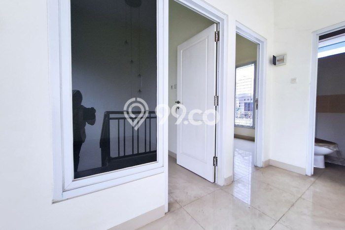 Dijual Hunian Rumah Terawat 4 Kamar di Galaxy, Bekasi Dijual Hunian Rumah Terawat 4 Kamar di Galaxy, Bekasi