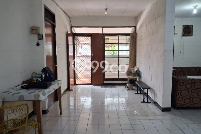 Rumah Minimalis 7 KT LT 240m2 di Jatiwarna Rumah Minimalis 7 KT LT 240m2 di Jatiwarna