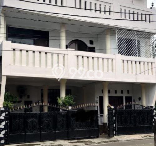 Ready to Use! Premium House LT 450m2 Desain Elegan di Jati Asih Ready to Use! Premium House LT 450m2 Desain Elegan di Jati Asih