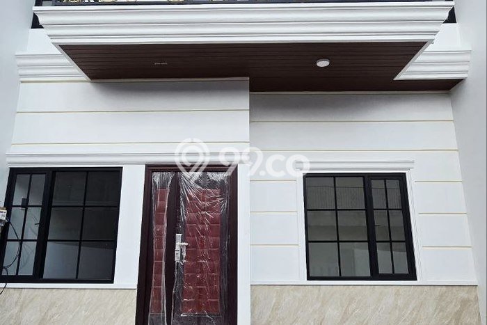 Dijual Hunian Rumah Terawat 4 KT di Jatiwaringin, Jakarta Timur Dijual Hunian Rumah Terawat 4 KT di Jatiwaringin, Jakarta Timur