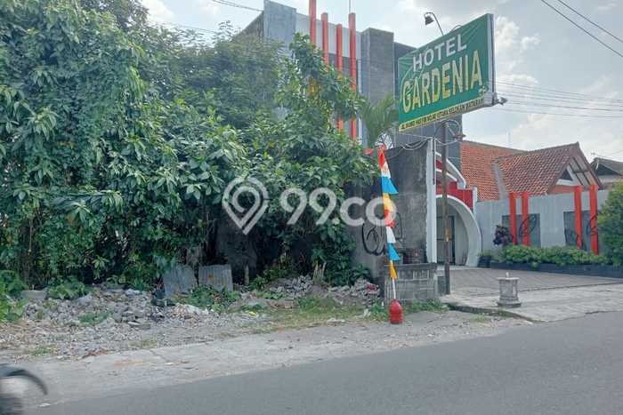 Lahan Dijual Lokasi Strategis di Sleman dengan Luas 543m2 Lahan Dijual Lokasi Strategis di Sleman dengan Luas 543m2