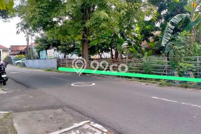 Lahan Dijual Lokasi Umbulharjo, Yogyakarta dengan Luas Tanah 396m2 dan Status SHM Lahan Dijual Lokasi Umbulharjo, Yogyakarta dengan Luas Tanah 396m2 dan Status SHM