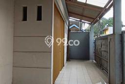 Dijual Rumah 5 Kamar Lokasi Ideal Bagus dan Strategis di Bekasi Barat Dijual Rumah 5 Kamar Lokasi Ideal Bagus dan Strategis di Bekasi Barat
