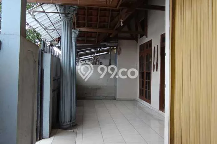 Dijual Rumah 5 Kamar Lokasi Ideal Bagus dan Strategis di Bekasi Barat Dijual Rumah 5 Kamar Lokasi Ideal Bagus dan Strategis di Bekasi Barat