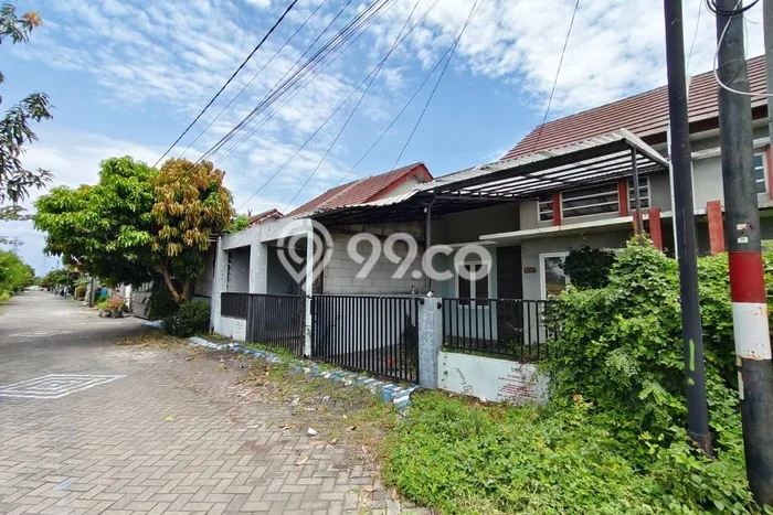 Rumah Terjangkau Dijual Area Gedangan, Sidoarjo Harga Rp 380 Juta Rumah Terjangkau Dijual Area Gedangan, Sidoarjo Harga Rp 380 Juta