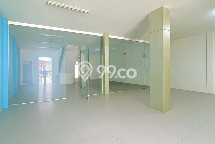 For Rent Ruko Kawasan Cipete, Luas 625m², Lokasi Komersial For Rent Ruko Kawasan Cipete, Luas 625m², Lokasi Komersial