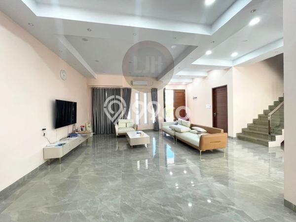 HUNIAN EKSKLUSIF! Rumah di Batam Centre, 4 KT, Design Modern, Luas 288m² LB 400m² HUNIAN EKSKLUSIF! Rumah di Batam Centre, 4 KT, Design Modern, Luas 288m² LB 400m²