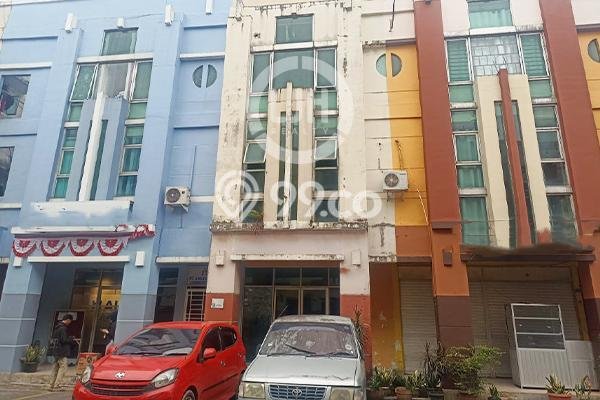 Unit Ruko Dijual di Batam LT 85m2 & LB 236m2 Unit Ruko Dijual di Batam LT 85m2 & LB 236m2