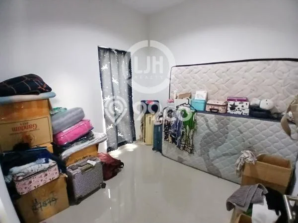 Hunian Nyaman Asri 2 KT Siap Huni di Tiban Batam Hunian Nyaman Asri 2 KT Siap Huni di Tiban Batam