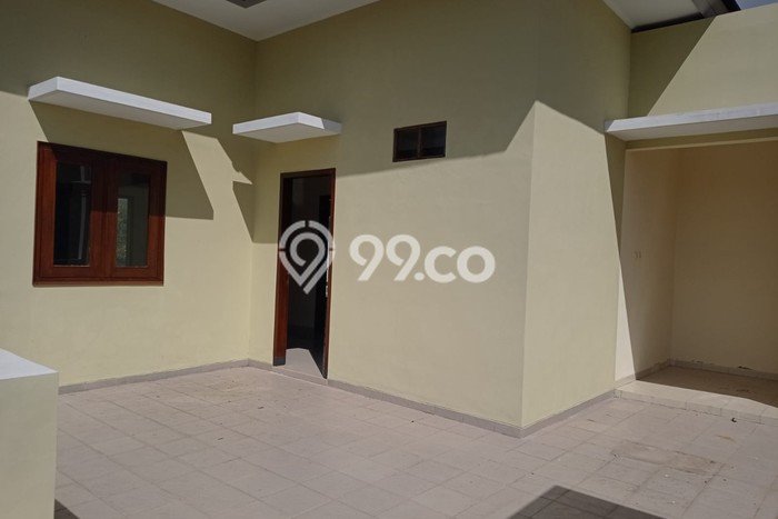 Lokasi strategis! Rumah siap pakai dikontrakkan di Ngaglik LB 180m2 Lokasi strategis! Rumah siap pakai dikontrakkan di Ngaglik LB 180m2
