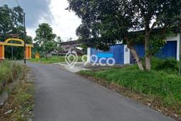 HARGA MENARIK! Tanah di Kalasan, Luas 550m2m², Lokasi Potensial, Bebas Banjir HARGA MENARIK! Tanah di Kalasan, Luas 550m2m², Lokasi Potensial, Bebas Banjir