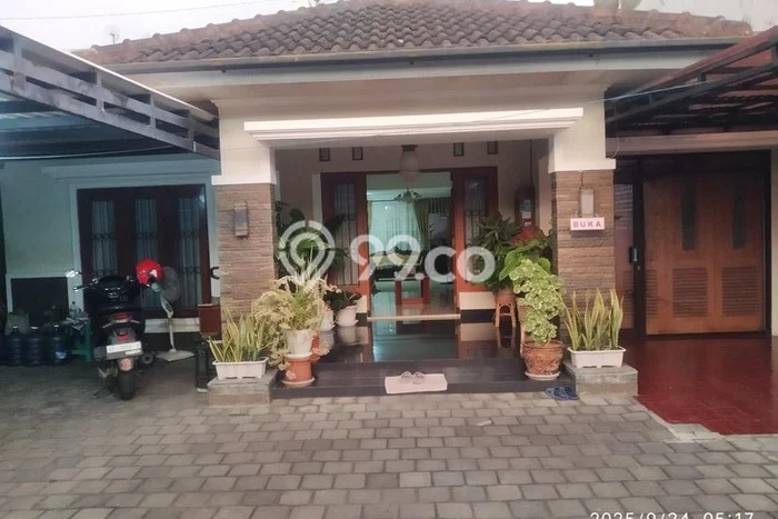 Rumah Ideal untuk Keluarga area Gamping - LT 279m2m² Rumah Ideal untuk Keluarga area Gamping - LT 279m2m²
