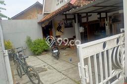 Rumah Siap Huni lokasi Umbulharjo, Yogyakarta, Luas 252m2m² Bangunan 200m2m² Rumah Siap Huni lokasi Umbulharjo, Yogyakarta, Luas 252m2m² Bangunan 200m2m²