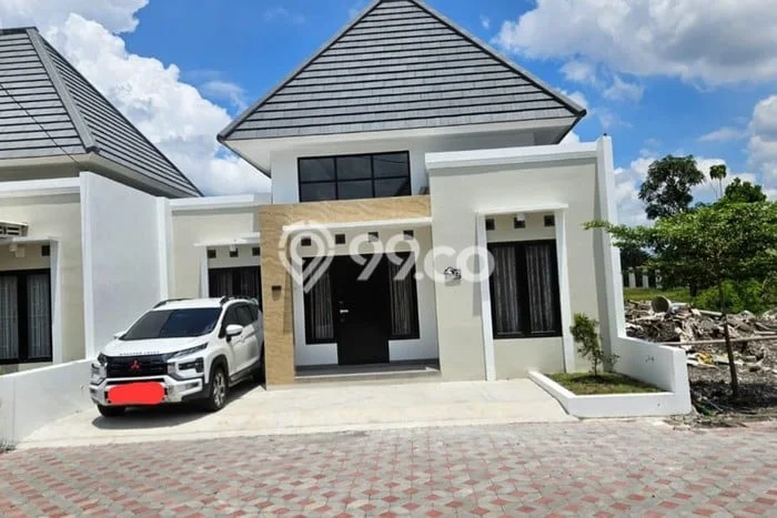 RECOMMENDED! Rumah di Kalasan, 2 KT, Lokasi Strategis, LT 100m2m² Bangunan 50m2m² RECOMMENDED! Rumah di Kalasan, 2 KT, Lokasi Strategis, LT 100m2m² Bangunan 50m2m²