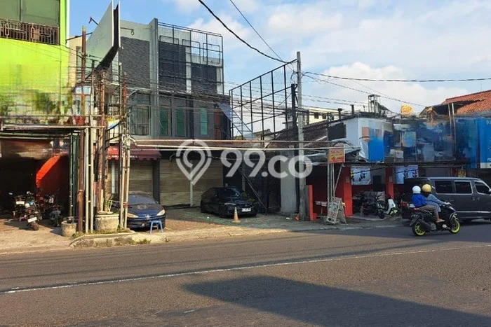 For Rent Komersial Premium di Sleman, Luas 141m2m², Jalan Utama For Rent Komersial Premium di Sleman, Luas 141m2m², Jalan Utama