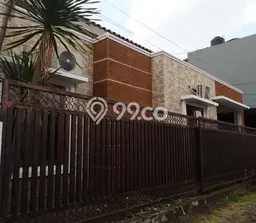 LOKASI STRATEGIS! Rumah di , Dekat Stasiun, 3 KT, LT 120m2m² Bangunan 100m2m² LOKASI STRATEGIS! Rumah di , Dekat Stasiun, 3 KT, LT 120m2m² Bangunan 100m2m²