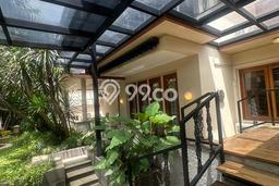 Disewakan Rumah Murah di Kemang Jakarta Selatan Punya 7 Kamar Tidur Disewakan Rumah Murah di Kemang Jakarta Selatan Punya 7 Kamar Tidur