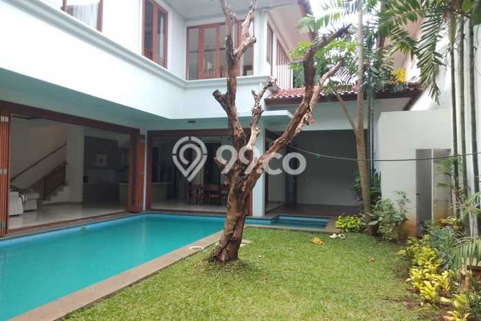 Rumah sewa siap pakai 4 KT di Kemang, Jakarta Selatan Rumah sewa siap pakai 4 KT di Kemang, Jakarta Selatan