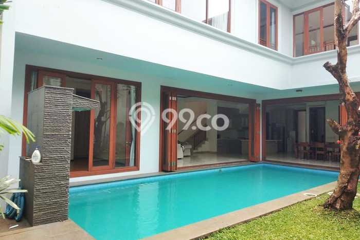 Rumah sewa siap pakai 4 KT di Kemang, Jakarta Selatan Rumah sewa siap pakai 4 KT di Kemang, Jakarta Selatan