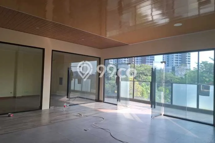 Komersial disewakan di Kebayoran Baru Jakarta Selatan dengan luas bangunan 840m2 Komersial disewakan di Kebayoran Baru Jakarta Selatan dengan luas bangunan 840m2