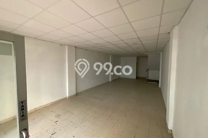 Ruko Disewa di Tanah Abang, Jakarta Pusat, LT 69m2 / LB 279m2 Ruko Disewa di Tanah Abang, Jakarta Pusat, LT 69m2 / LB 279m2