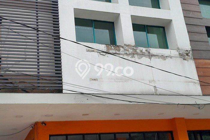 Ruko Disewa di Jakarta Selatan dengan LB 300m2 Area Komersial Ramai Ruko Disewa di Jakarta Selatan dengan LB 300m2 Area Komersial Ramai