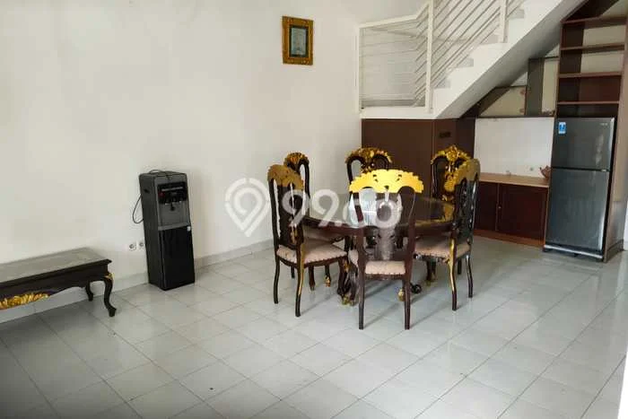 Rumah Cantik Siap Pakai Di Pulo Gadung Luas 250m2 Lokasi Strategis Rumah Cantik Siap Pakai Di Pulo Gadung Luas 250m2 Lokasi Strategis