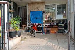For Sale Rumah 2 Kamar Lokasi Ideal Nyaman dan Strategis di Cilincing For Sale Rumah 2 Kamar Lokasi Ideal Nyaman dan Strategis di Cilincing