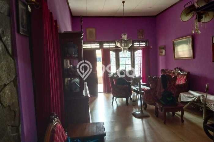 Best Deal Hunian Mewah Ideal dan Luas di Jatinegara, Jakarta Timur Best Deal Hunian Mewah Ideal dan Luas di Jatinegara, Jakarta Timur