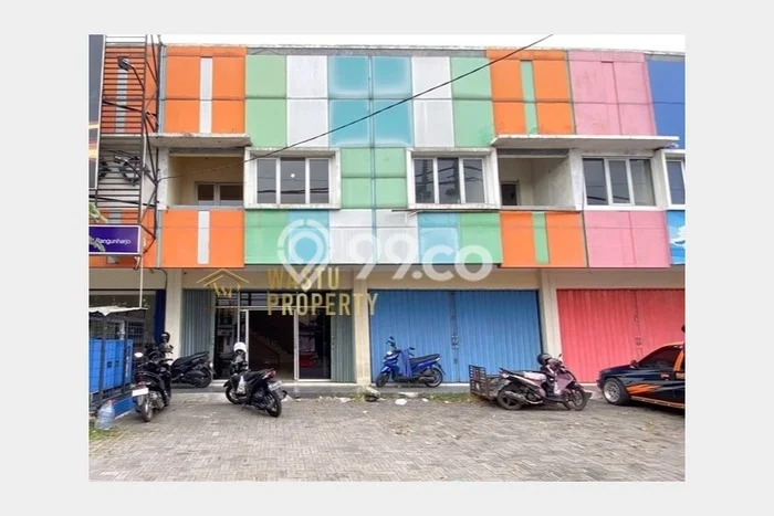 Lokasi Strategis! Dijual Ruko Bisnis di Sewon, Bantul Kondisi Baik Lokasi Strategis! Dijual Ruko Bisnis di Sewon, Bantul Kondisi Baik