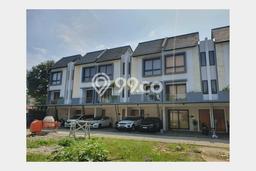 Dijual Rumah Modern 3 KT di Cipedak, Jakarta Selatan Dijual Rumah Modern 3 KT di Cipedak, Jakarta Selatan