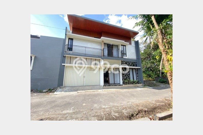 Jual Rumah Bagus Siap Huni LB 180m2 di Ngaglik, Sleman Jual Rumah Bagus Siap Huni LB 180m2 di Ngaglik, Sleman