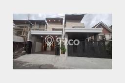 Rumah Modern Cantik 4 Kamar Siap Huni di Ngaglik Rumah Modern Cantik 4 Kamar Siap Huni di Ngaglik
