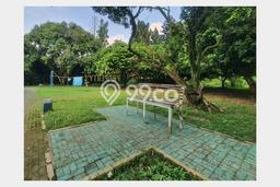Lahan Kosong Dijual di Cinere, Depok, Luas 690m2 Area Strategis Lahan Kosong Dijual di Cinere, Depok, Luas 690m2 Area Strategis