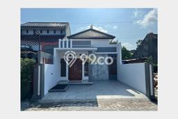 Jual Rumah Strategis Bagus Punya 3 KT di Gamping Sleman SHM Jual Rumah Strategis Bagus Punya 3 KT di Gamping Sleman SHM