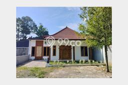 For Sale Rumah 3 Kamar Lokasi Ideal Bagus dan Strategis di Borobudur For Sale Rumah 3 Kamar Lokasi Ideal Bagus dan Strategis di Borobudur