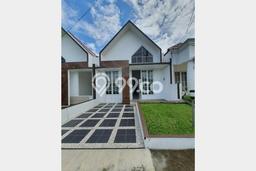Dijual Rumah Strategis Bagus Punya 2 KT di Cibinong Bogor SHM Dijual Rumah Strategis Bagus Punya 2 KT di Cibinong Bogor SHM