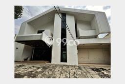 Dijual Rumah Mewah Exclusive di Mampang Prapatan, Jakarta Selatan Dijual Rumah Mewah Exclusive di Mampang Prapatan, Jakarta Selatan