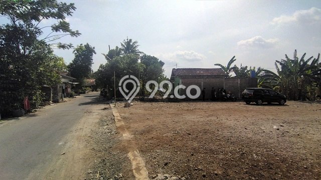 Jarang Ada! Tanah di Bantul Punya Luas 202m2 SHM Jarang Ada! Tanah di Bantul Punya Luas 202m2 SHM