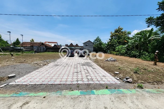 AREA PROSPEKTIF! Tanah di Berbah, Luas 97m², Akses Transportasi AREA PROSPEKTIF! Tanah di Berbah, Luas 97m², Akses Transportasi