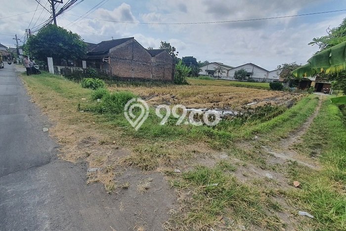 HARGA TERBAIK! Tanah di Berbah, Luas 144m², Lokasi Strategis HARGA TERBAIK! Tanah di Berbah, Luas 144m², Lokasi Strategis