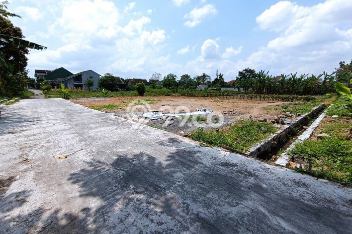 Lahan untuk Dijual Lokasi Ngaglik, Sleman Luas 248m2 SHM Lahan untuk Dijual Lokasi Ngaglik, Sleman Luas 248m2 SHM