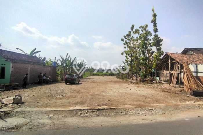 Lahan Kosong Dijual di Bantul dengan Area 202m2 Lahan Kosong Dijual di Bantul dengan Area 202m2