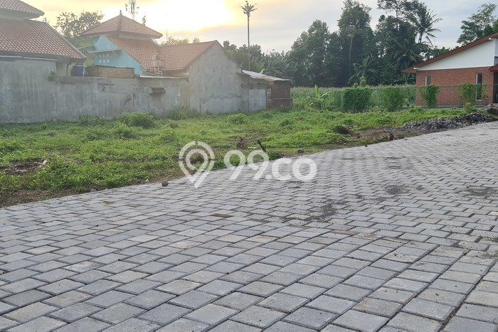 Kavling Tanah Dijual di Mlati, Sleman, Luas 136m2 Area Strategis Kavling Tanah Dijual di Mlati, Sleman, Luas 136m2 Area Strategis