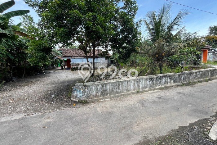 Tanah Komersial Dijual di Prambanan Sleman 108m2 Tanah Komersial Dijual di Prambanan Sleman 108m2