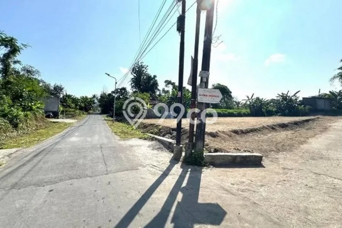Tanah Investasi Dijual di Yogyakarta Punya Luas 139m2 Tanah Investasi Dijual di Yogyakarta Punya Luas 139m2